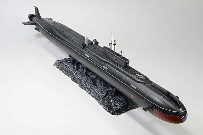 Модель сборная Российская атомная подводная лодка Юрий Долгорукий проекта Борей