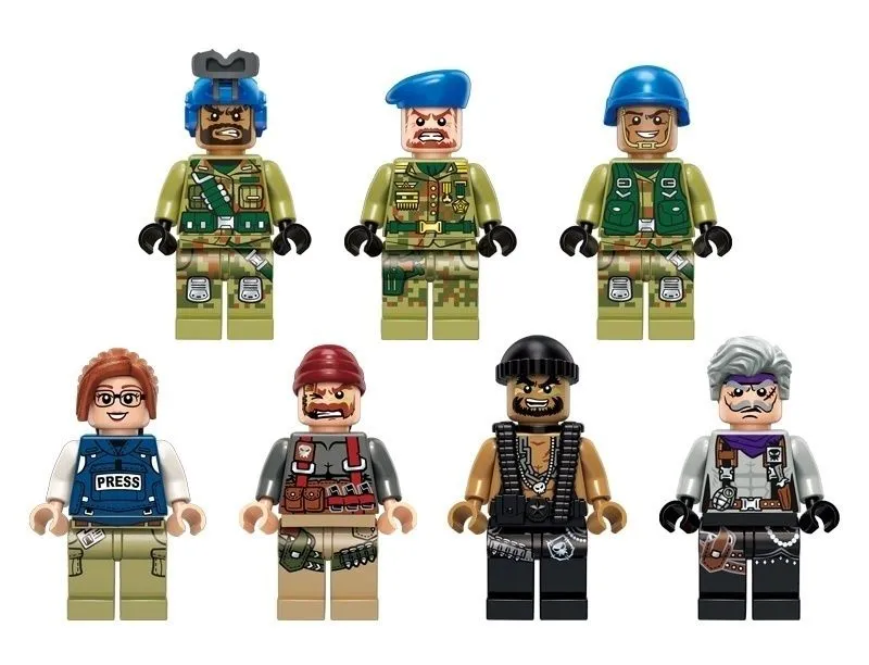 Конструктор пласт. военная база, с фигурками, 930дет. в кор