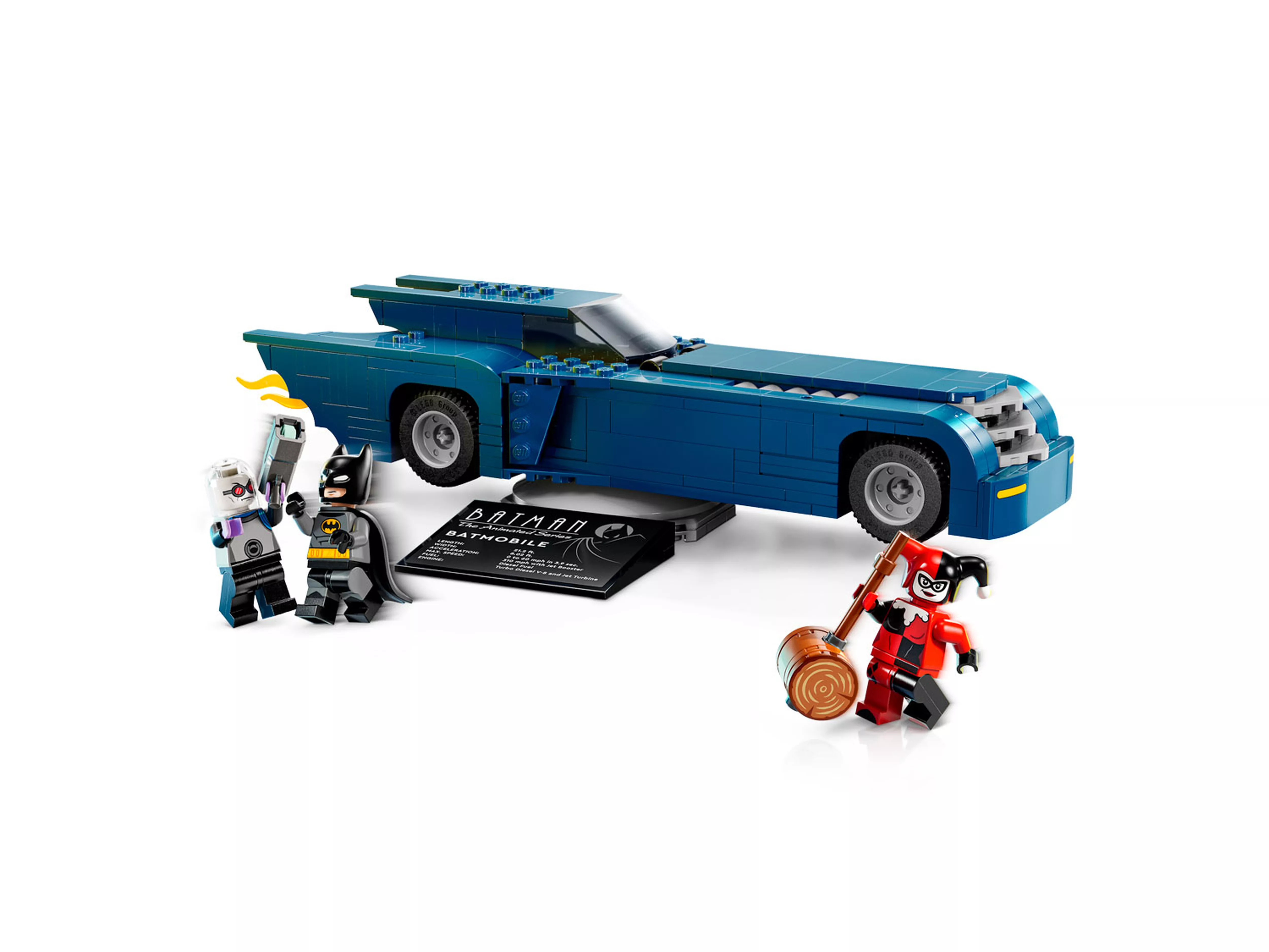 Конструктор LEGO Бэтмен с бэтмобилем против Харли Квинн