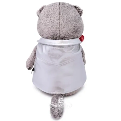 Басик в жилете с гитарой