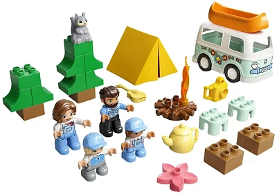 Конструктор LEGO DUPLO Town Семейное приключение на микроавтобусе