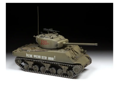 Модель сборная ZVEZDA Американский средний танк М4А2 (76) «Шерман»