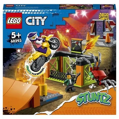 Конструктор LEGO CITY Stunt Парк каскадёров