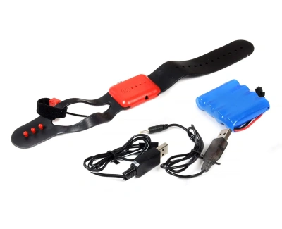 Машинка р/у “Beboy“ с пультом управления жестами, со светом, колеса с катками