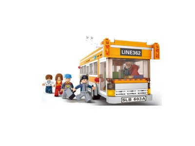 Конструктор пласт. автобусная остановка с фигурками, 465дет. в русс. кор