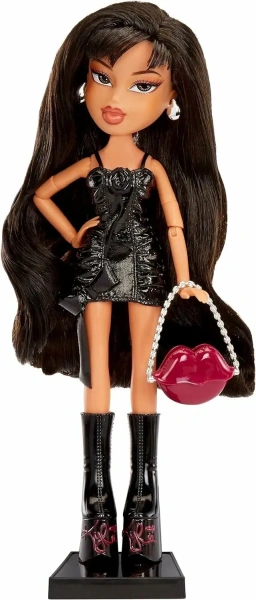 Bratz Кукла Кайли Дженнер дневной образ с аксессуарами