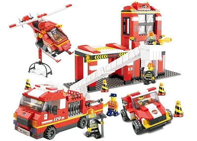 Конструктор пластмассовый Sluban "Пожарный: Срочный вызов" (двухэтажный дом, вертолёт, пожарная маши