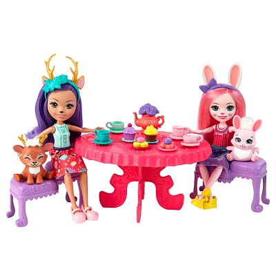 Enchantimals Набор игровой "Чаепитие" с двумя куклами, питомцами и аксессуарами