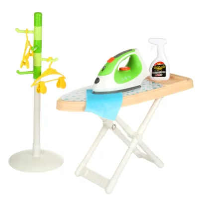 Игровой набор с утюгом "Юная хозяйка", 45х12х40 см, кор.