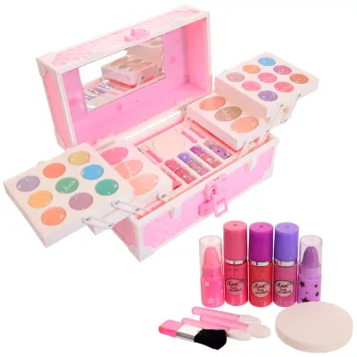 Зефирка “романтическая“ серия. Набор декоративной косметики для девочек в кейсе-чемоданчике