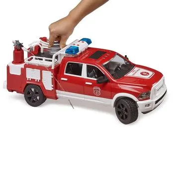 Пожарный автомобиль пикап с модулем со световыми и звуковыми эффектами
